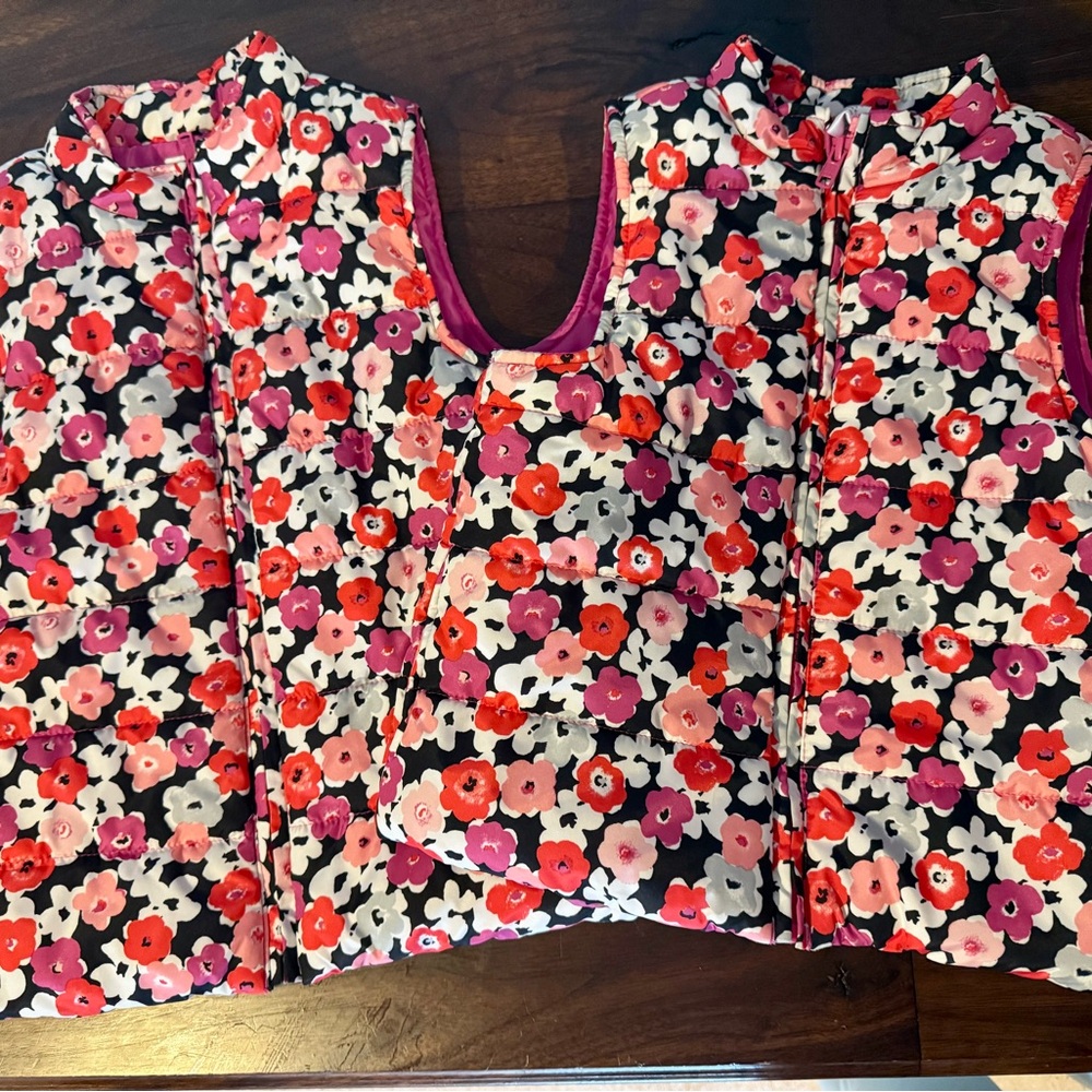 2 Floral Sleeveless Vests